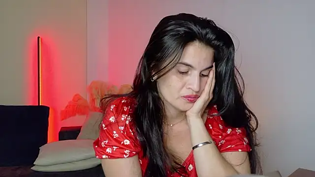 lizdevine's Live XXX Chat