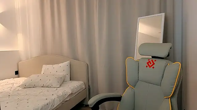 ssandralovin 现场XXX聊天