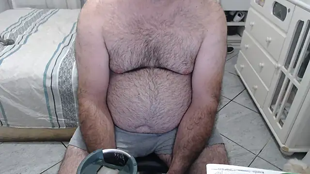 MysterBearMG webkamerás műsora