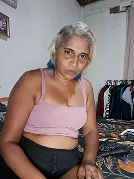 Goodgirlsue_77 live XXX chat