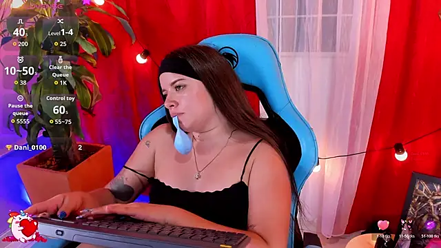 Lia_little18 live XXX chat