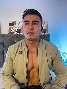 Chris_Clarck লাইভ XXX চ্যাট