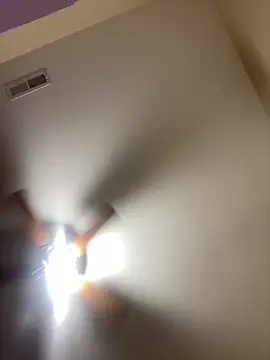 Babygir85のライブXXXチャット