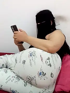 SHouchou23 Adlı Modelin Web Kamerası Şovu