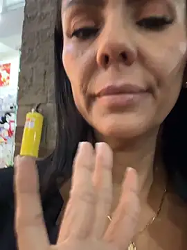 Chat XXX en directo de SofhiaTaylor