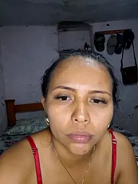 Daniela_Cruz_ Live XXX-chat