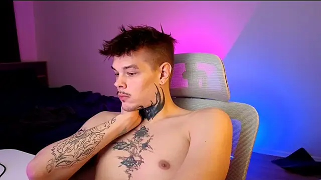 DENIS_HERE – Naživo XXX chat