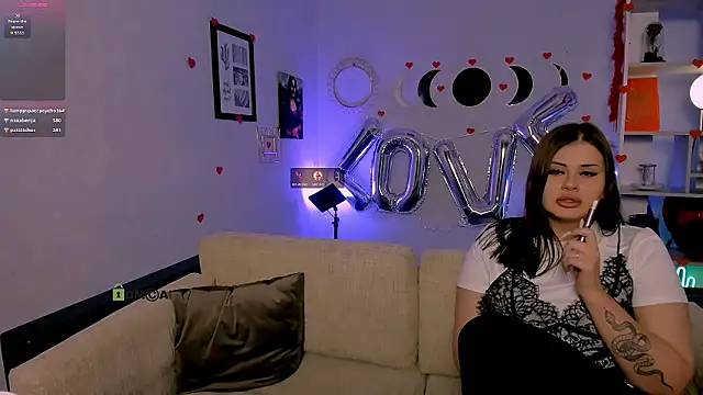 khloebeauty's Live XXX Chat