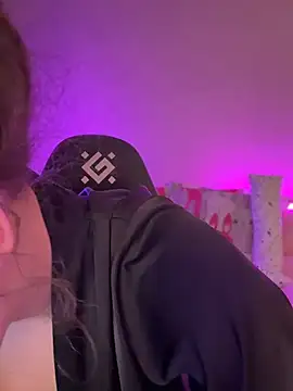 Your_insomniyaのライブXXXチャット