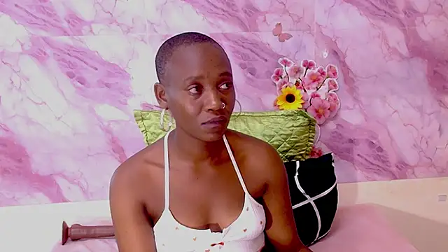 Živý XXX chat EbonyOlive69