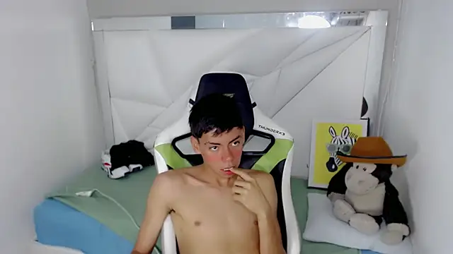 Liarr_ Live XXX Chat