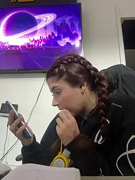 Chat XXX en directo de AnnyCherry_