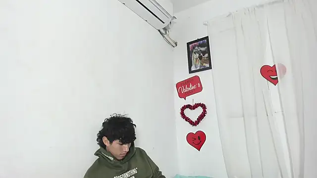 Laura_and_Kevin's Webcam Show