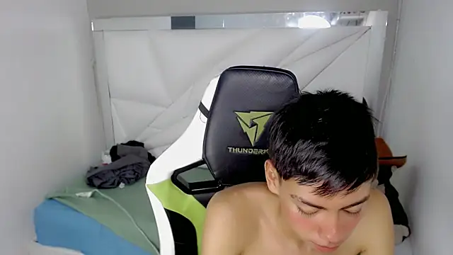 Chat XXX ao vivo de Liarr_