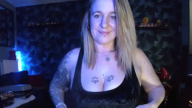 Delichieuse5 Live XXX Chat