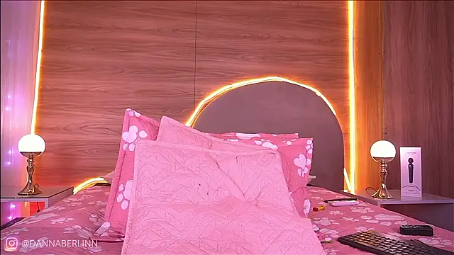 danna_berlin_: онлайн-секс-чат