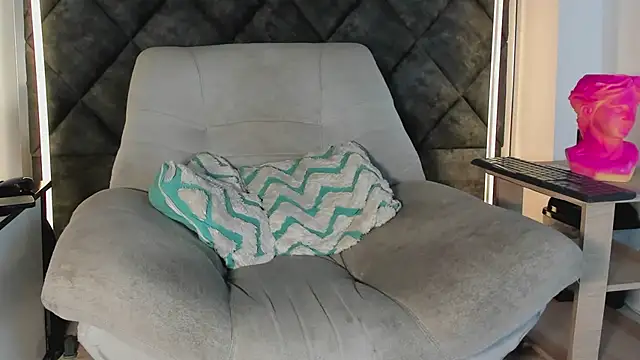 Dimitri_Bass Live XXX-Chat