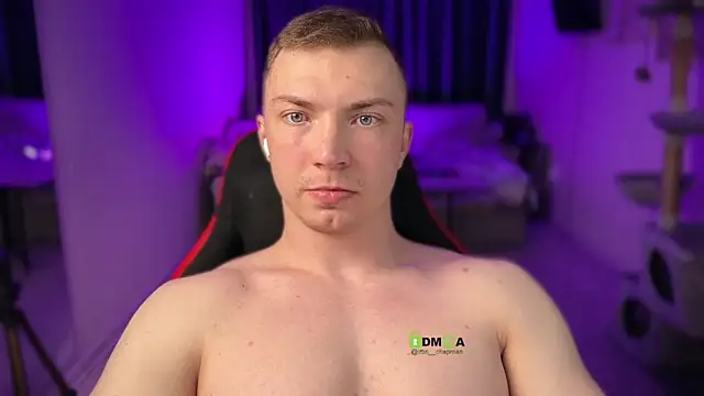 iron__chap Chat XXX live