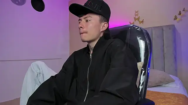 Nascary_Fox: απευθείας συνομιλία ΧΧΧ