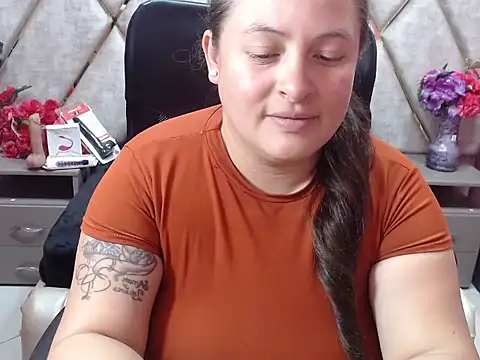 Sarah_Boobs_ 现场XXX聊天