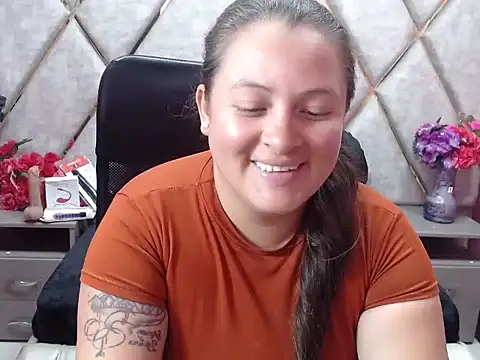 Sembang XXX Secara Langsung Sarah_Boobs_