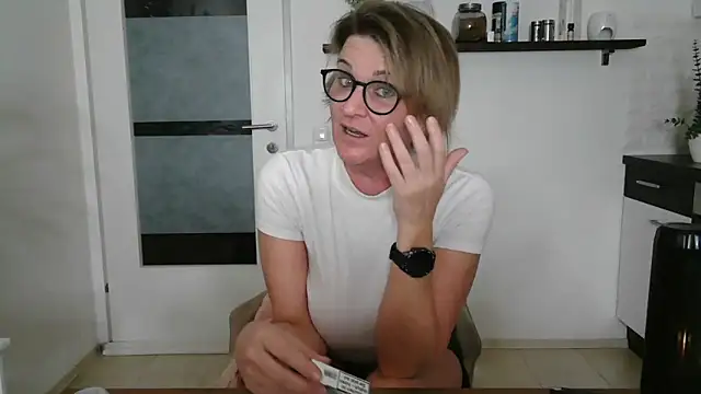 hexe40002 Webcam Show