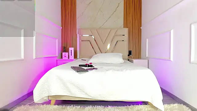 Abbyevaans élő XXX-chatje