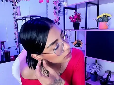 Živý XXX chat KarlaSlutSkinny__