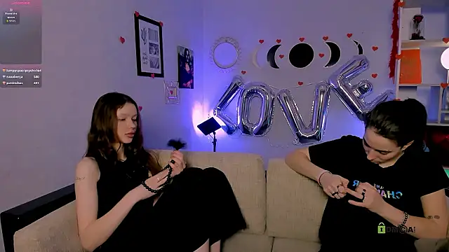 Chat +18 de khloebeauty ao vivo