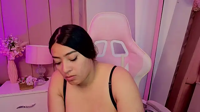 Онлайн чат XXX MollyBigBoobs12