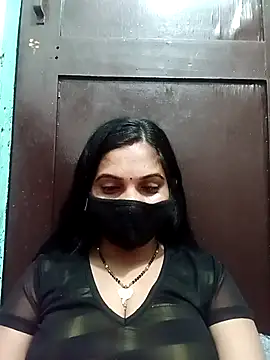 Payal-001 即時 XXX 聊天