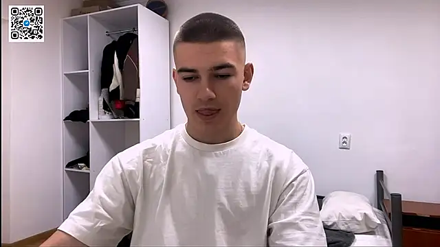 Chat XXX en directo de _BarePulse