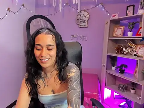Chat +18 de StaceyLeee ao vivo