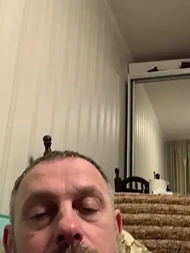 Chat XXX en directo de Frosl