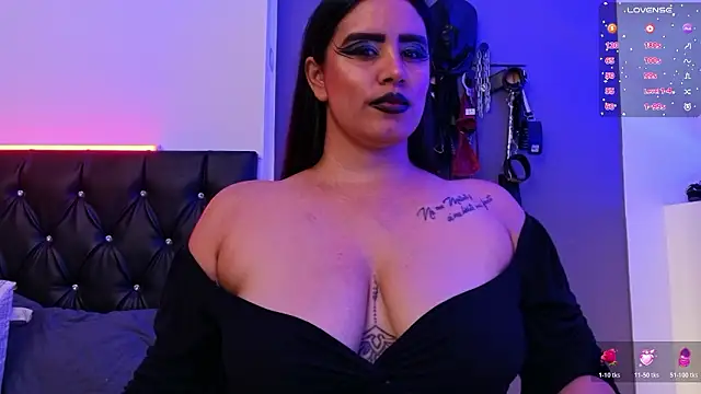 XXX chat uživo modela MariaGaitan