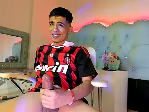 Apolo_RichardsのライブXXXチャット