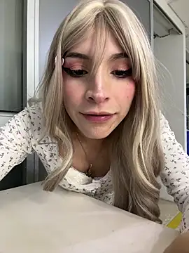 Chat +18 de Damiian20_ ao vivo