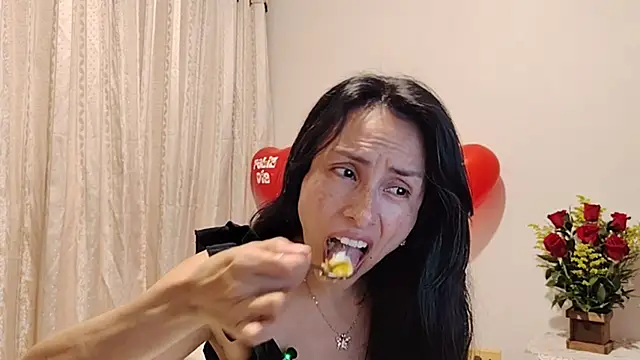 Bella_Exhibition: απευθείας συνομιλία ΧΧΧ