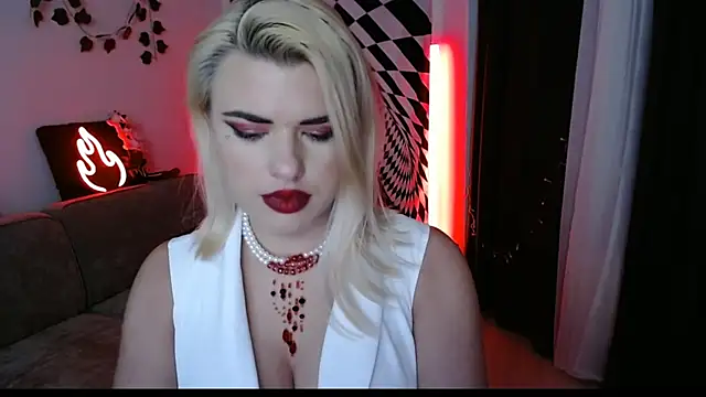 Ariana_Saint Adlı Modelin Canlı XXX Sohbeti