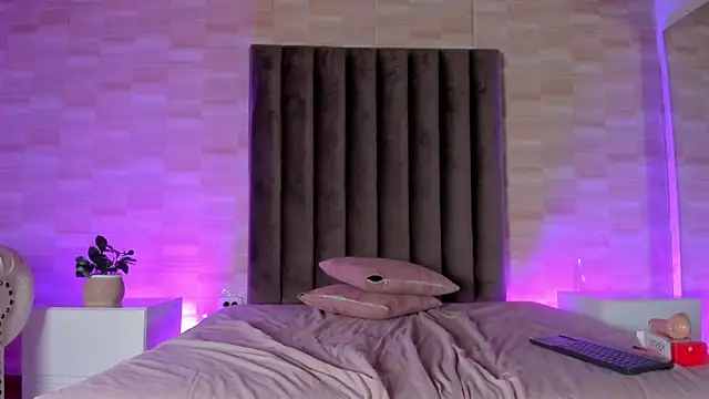 Rachel-Greyy: απευθείας συνομιλία ΧΧΧ