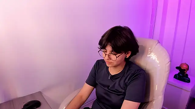 Nathaly_ds' Live XXX Chat