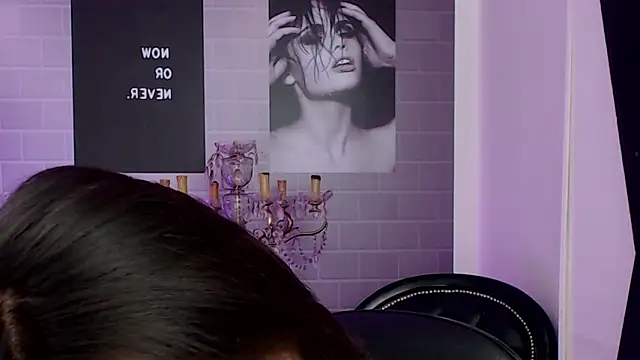 aleesha_cameron02 即時 XXX 聊天