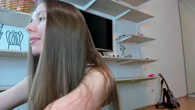 Chat +18 de Peggy_Beauty ao vivo