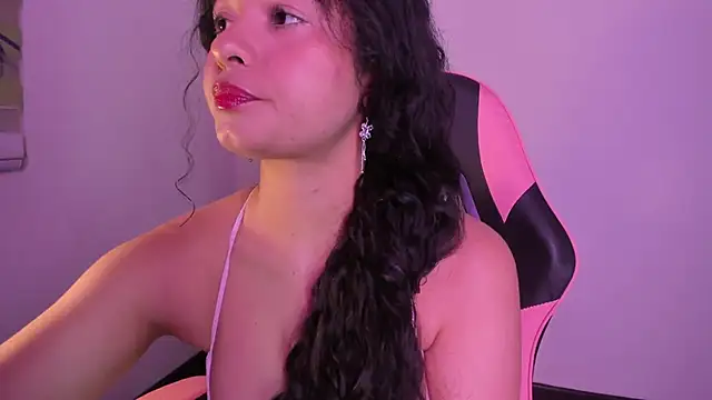 دردشة Arianna_Jannes الجنسية المباشرة