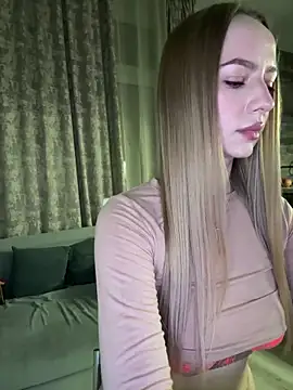 XXX chat uživo modela MissOyee
