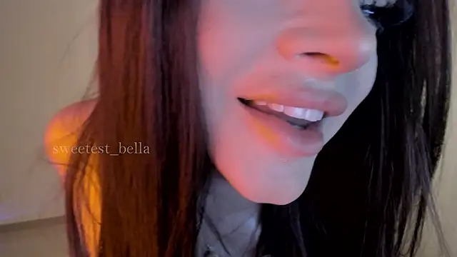 دردشة sweetest_bella الجنسية المباشرة
