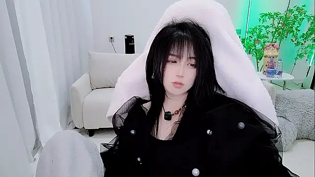 Evangelin-e élő XXX-chatje