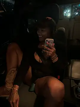 XXX chat uživo modela HaloRodeoLover2