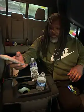 HaloRodeoLover2 Adlı Modelin Canlı XXX Sohbeti