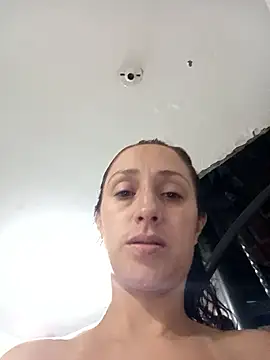 KimScarleth élő XXX-chatje